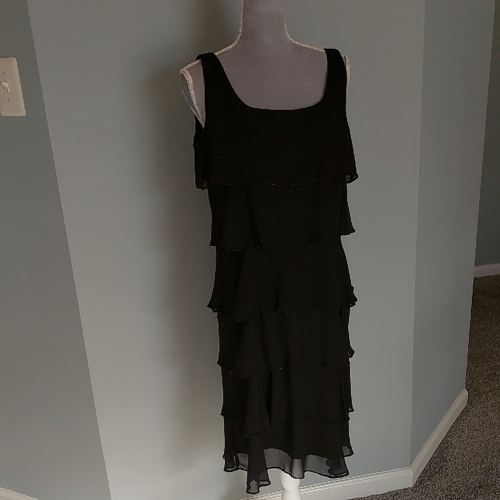 Patra Black Sequinned Georgette Tiered Cocktail Evening Dress Size 14